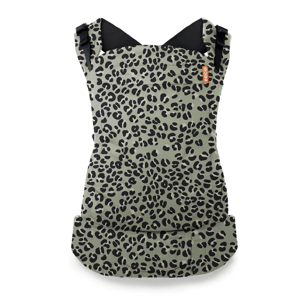 The Beco Toddler Carrier Jade Leopard is here to make your adventures with your little one as comfortable and convenient as possible! This toddler carrier offers tall supportive back, ergonomic seat and a wide range of weight and size fits.